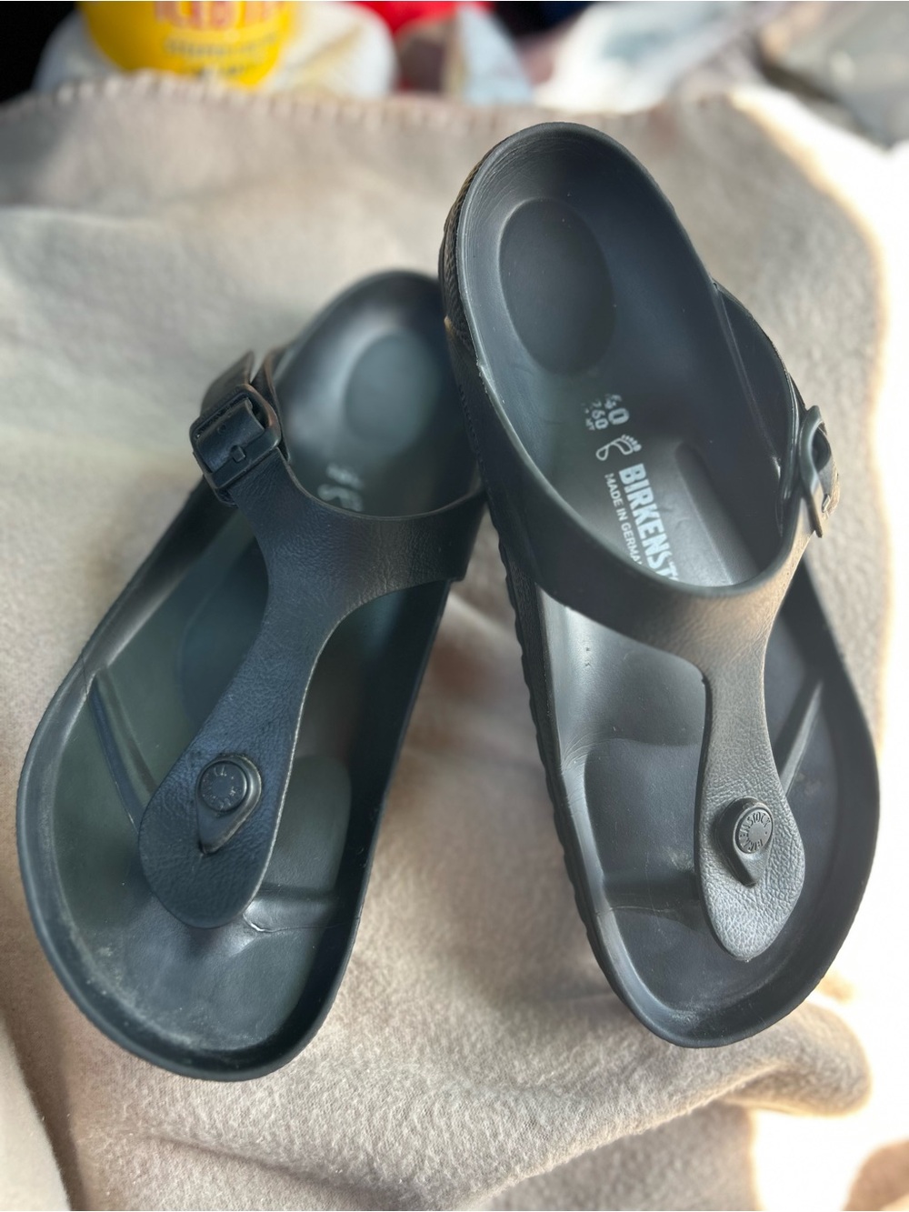 Birkenstock Black EVA gizeh Thong Sandals - Women's size 9/mens 7 (40)